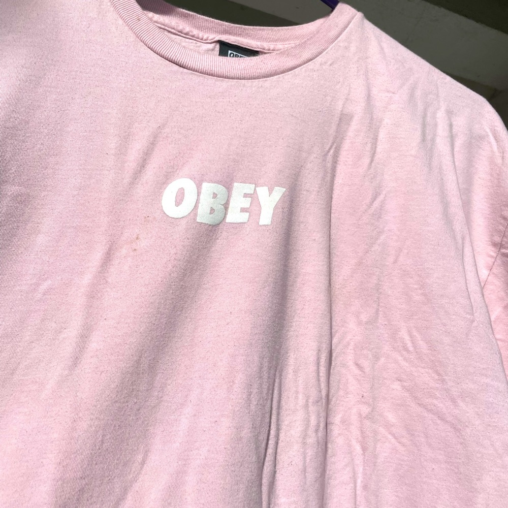 Obey t shirt